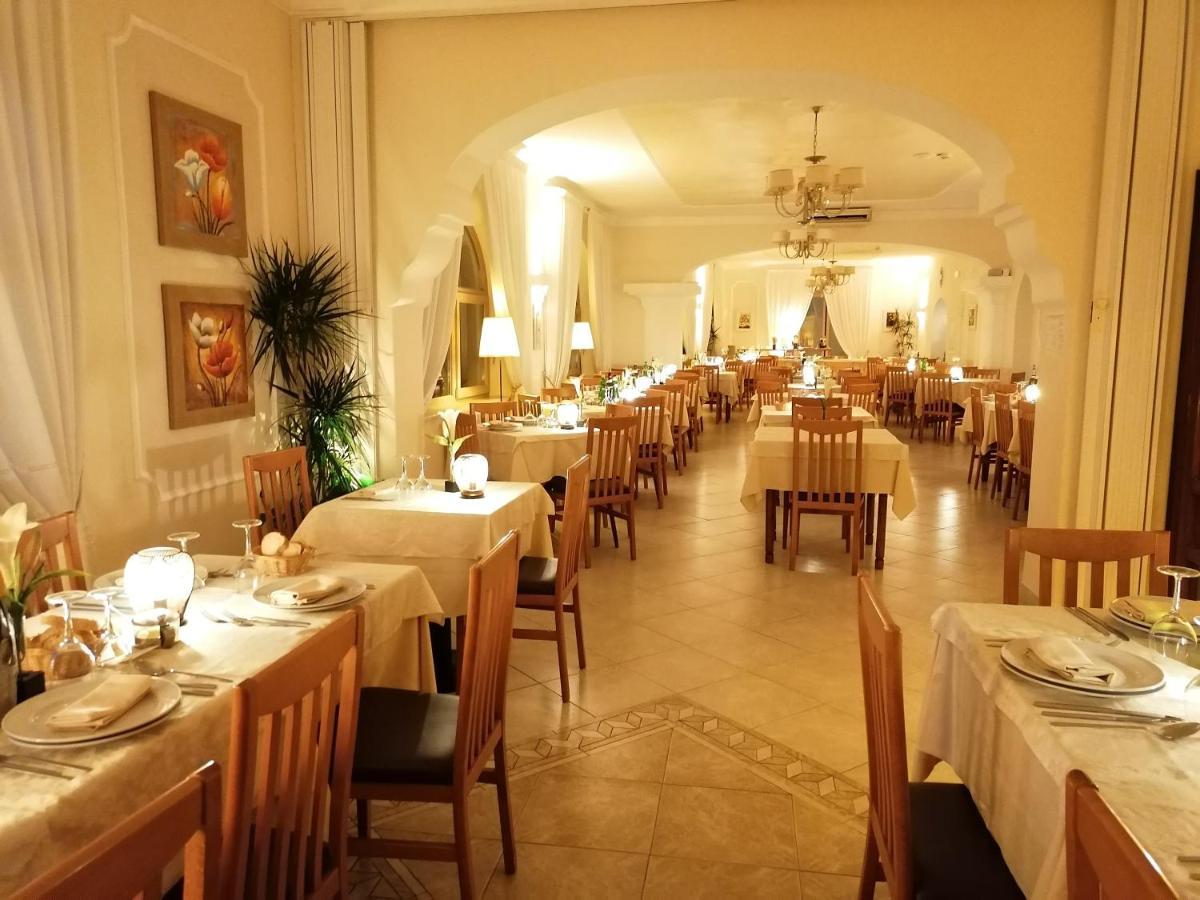 Hotel Casa Di Meglio Иския Екстериор снимка