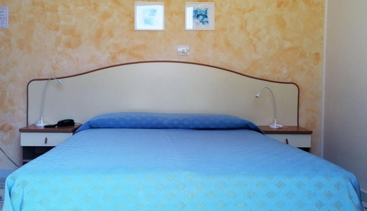Hotel Casa Di Meglio Иския Екстериор снимка